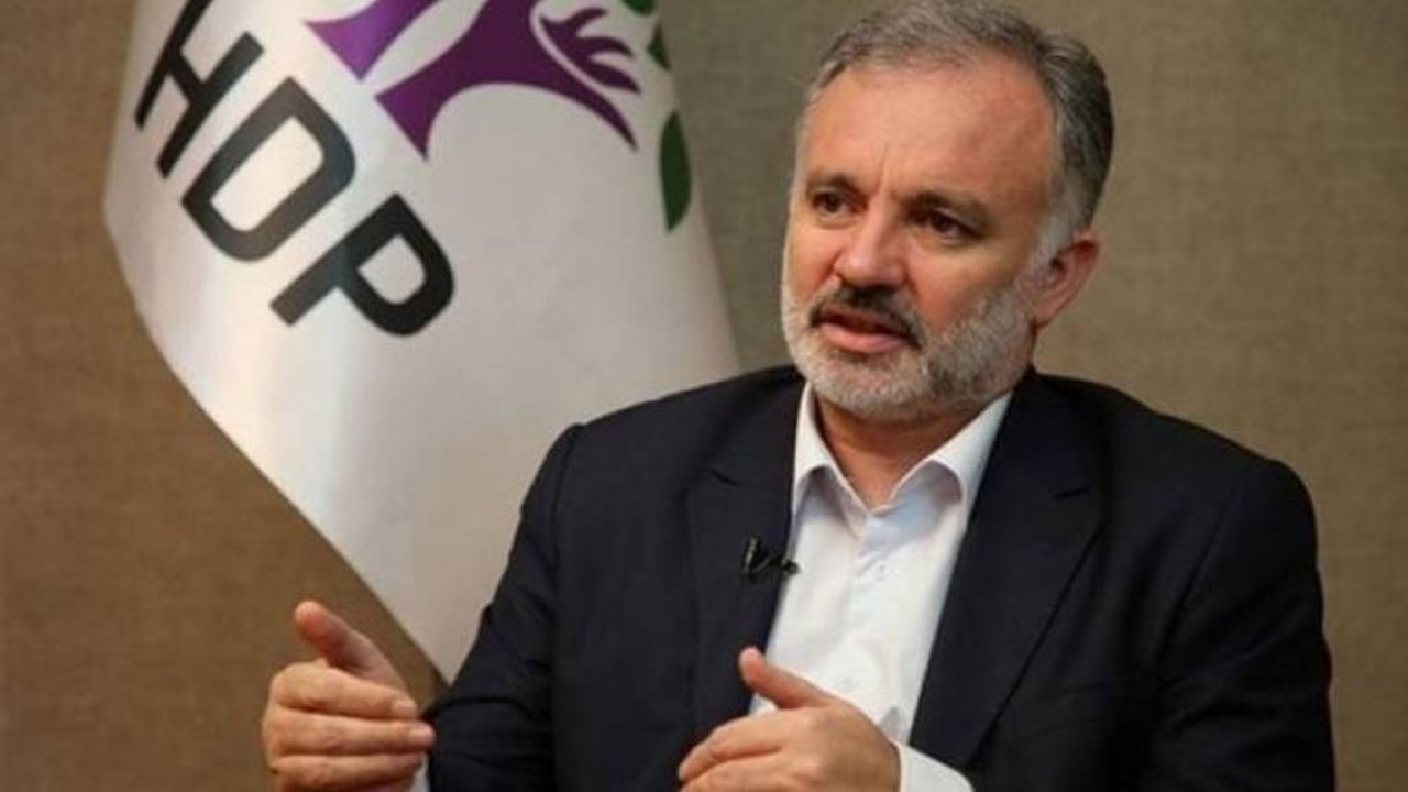 Ayhan Bilgen: Türkiye siyasetinin lider merkezli inşa edilmesinin sorunlu olduğu kanaatindeyim
