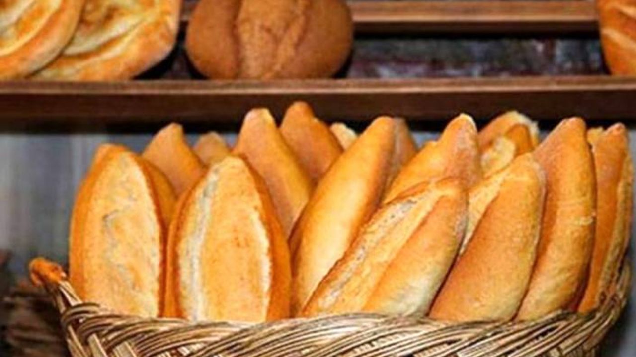 Pandemide, 1 liraya 3 bayat ekmek ve askıda ekmeğe talep arttı