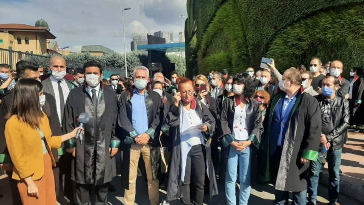 Haliç'e yürüyen avukatlara polis engeli