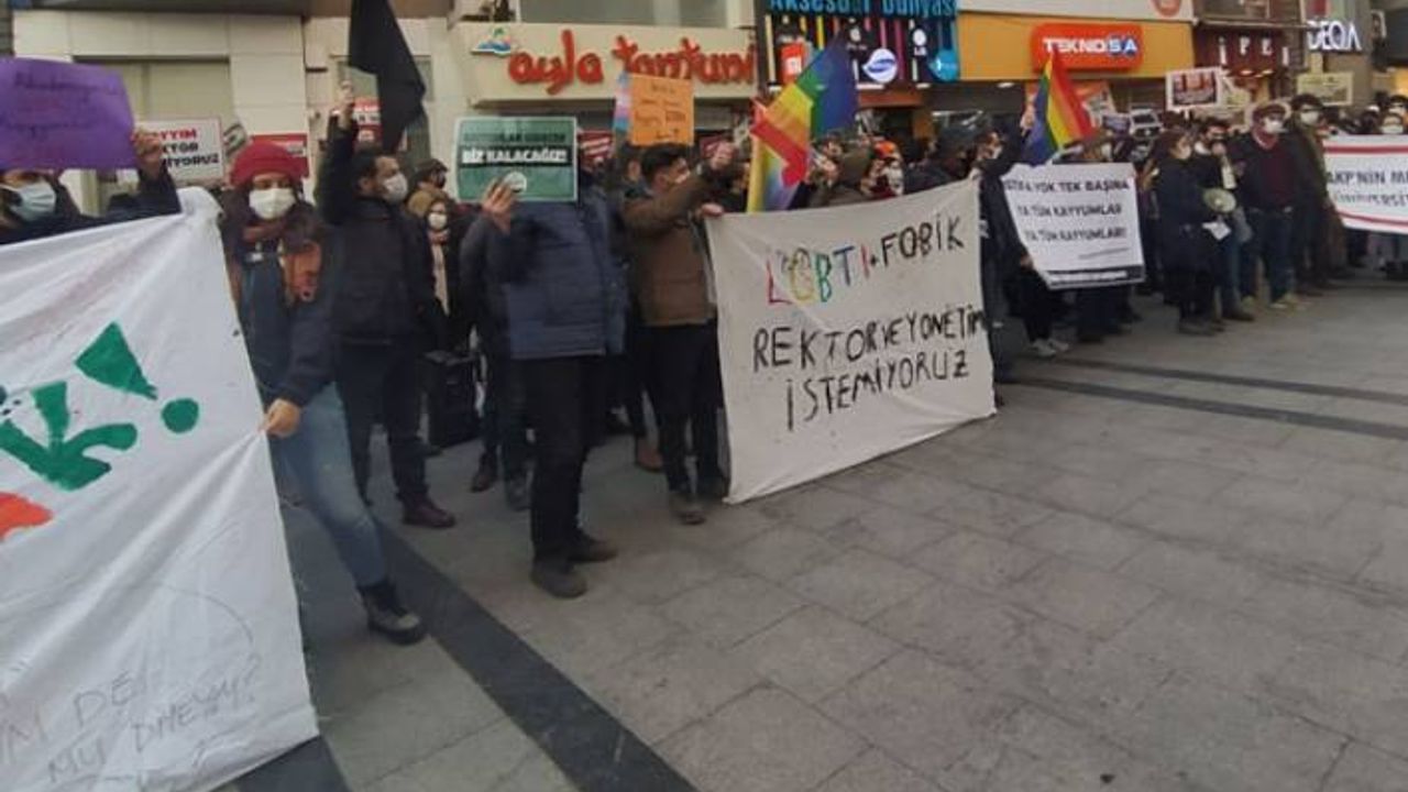 İzmir'den Boğaziçi Üniversitesi öğrencilerine destek