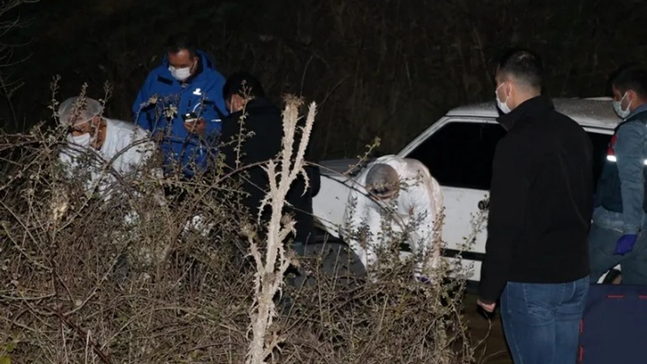 Manisa'da tarla yolunda 4 ceset bulundu: Üçü başından vurulmuş
