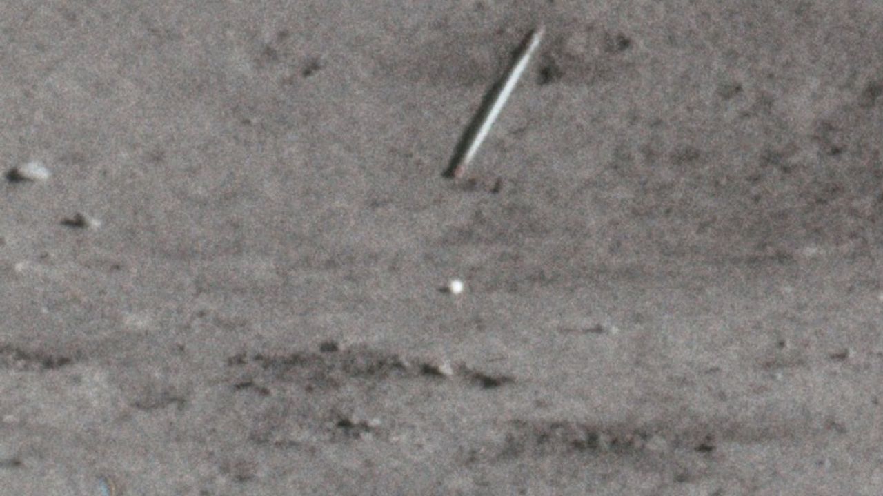 Apollo 14 astronotu Shepard’ın kayıp golf topları 50 yıl sonra bulundu