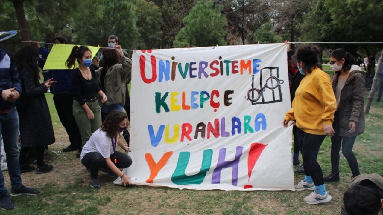Boğaziçi protestolarına destek veren 35 öğrenciye uzaklaştırma cezası