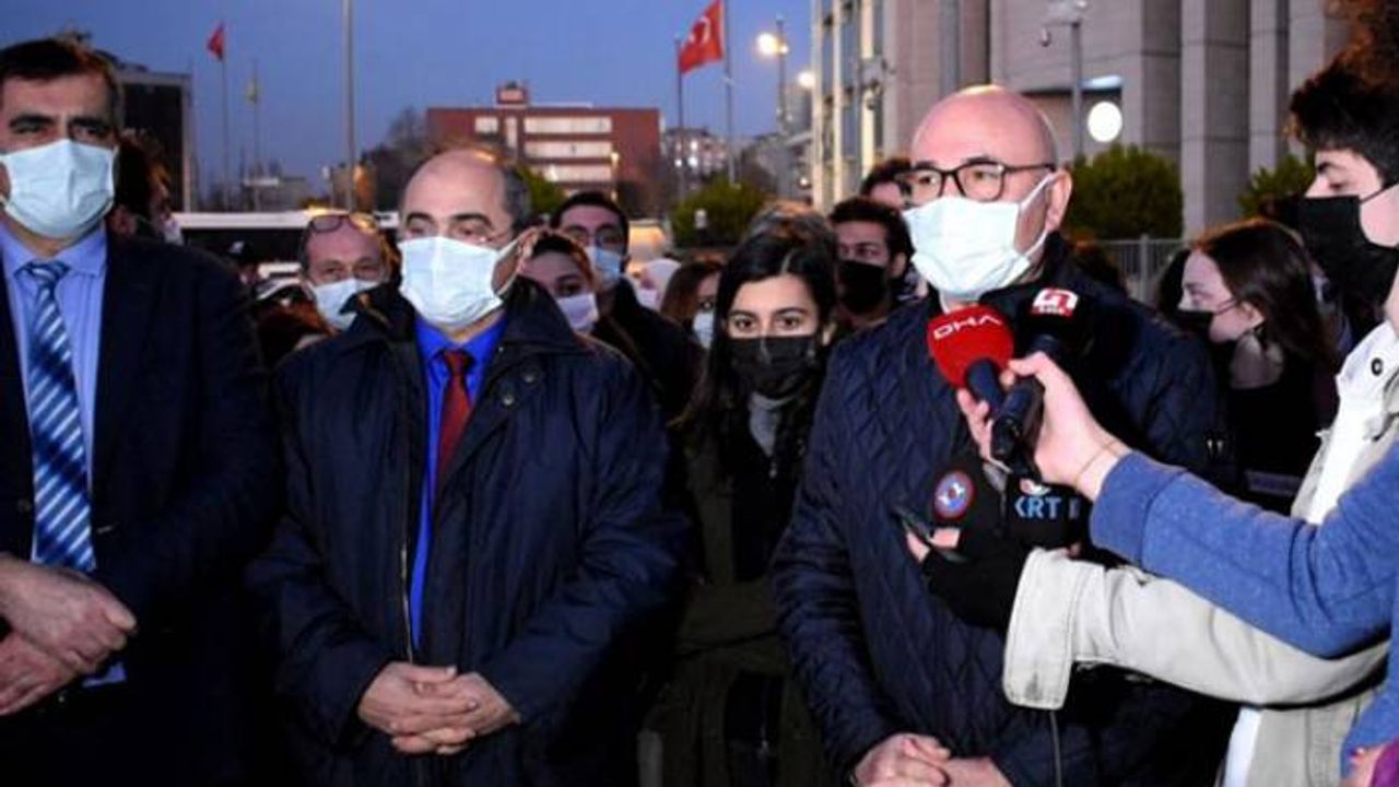 CHP'li milletvekilleri gözaltındaki Boğaziçi Üniversitesi öğrencileri ile görüştü