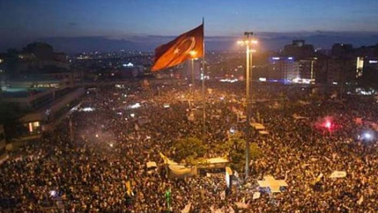 Gezi Parkı davasında 8 kişi hakkında yurt dışına çıkış yasağı