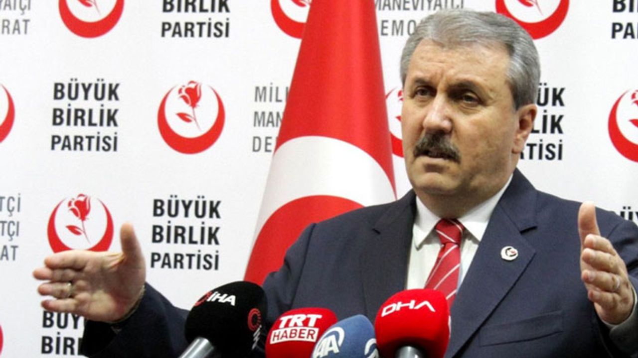 Mustafa Destici'den Erdoğan ve Bahçeli'nin yüzde 7 saçim barajında anlaşmasına tepki