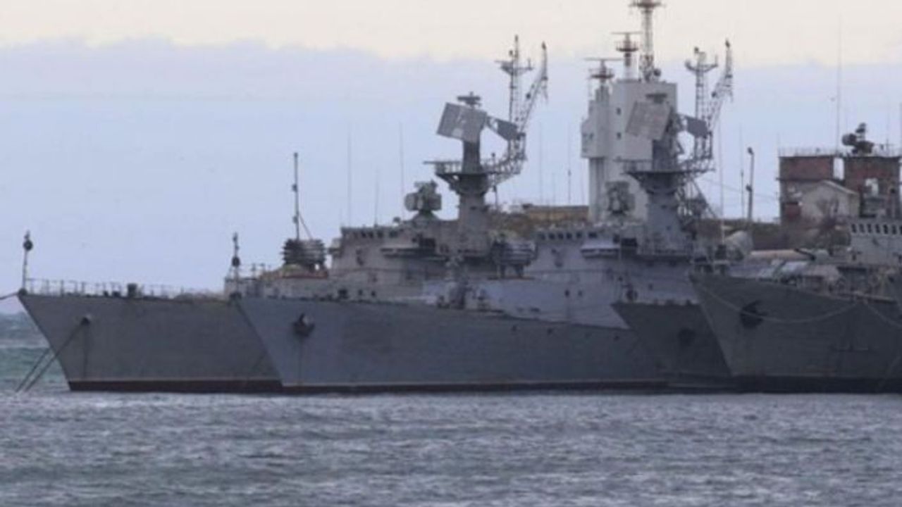 Britanya, Karadeniz'e göndereceği gemi için Türkiye'ye bildirimde bulundu
