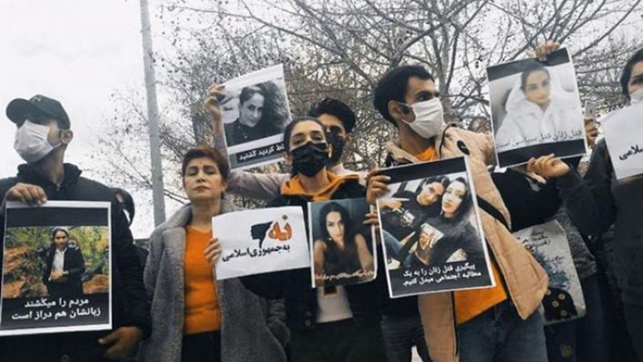 İstanbul Sözleşmesi protestosuna katılan İranlı mülteciler serbest bırakıldı