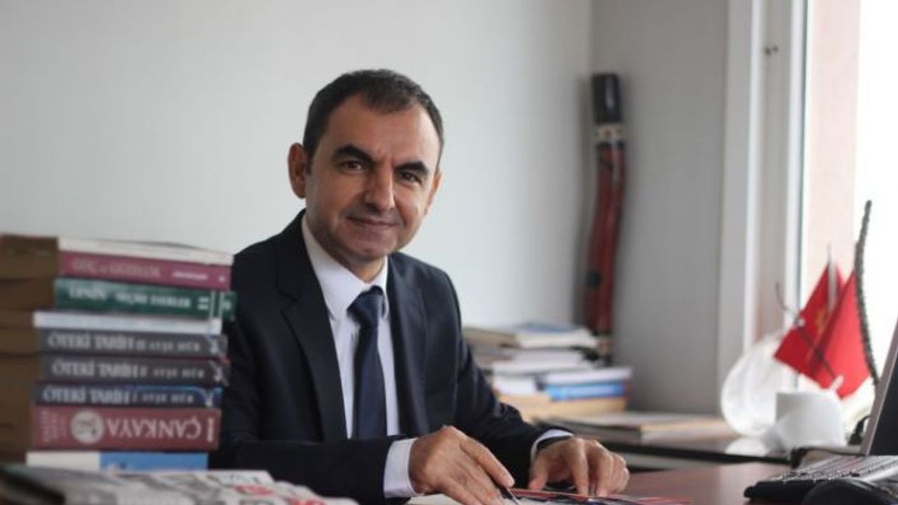 EMEP Genel Başkanı Akdeniz: Halka dayatılan şey vahşi bir sürü bağışıklığı