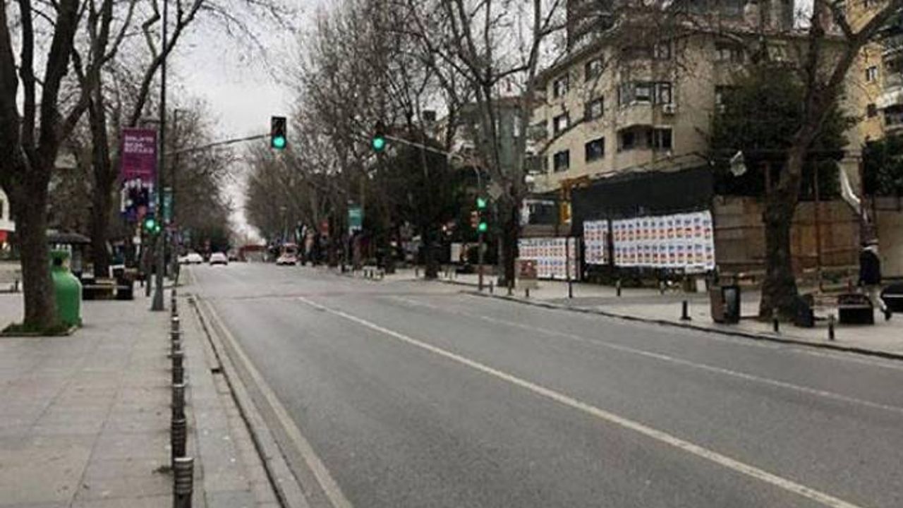 Türkiye genelinde 17 Mayıs'a kadar sürecek sokağa çıkma kısıtlaması başladı