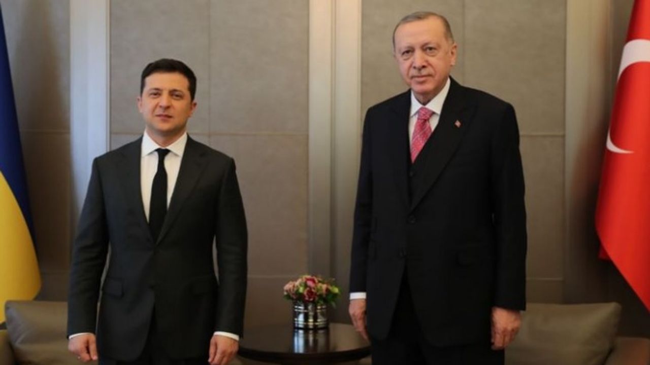 Ukrayna-Rusya hattında gerilim sürerken Ukrayna Devlet Başkanı Zelensky Türkiye'de