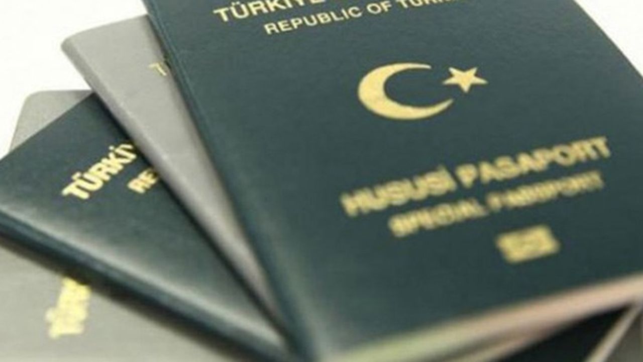 Almanya'dan Türkiyeli vatandaşlar için 'gri pasaport' kararı: Gelişler denetlenecek