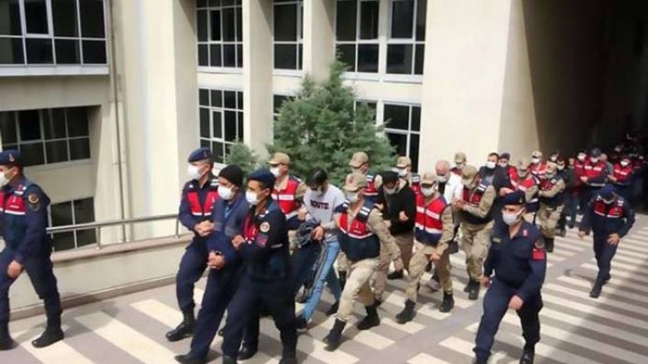 HDP'li yöneticilerin de aralarında 29 kişi gözaltına alındı