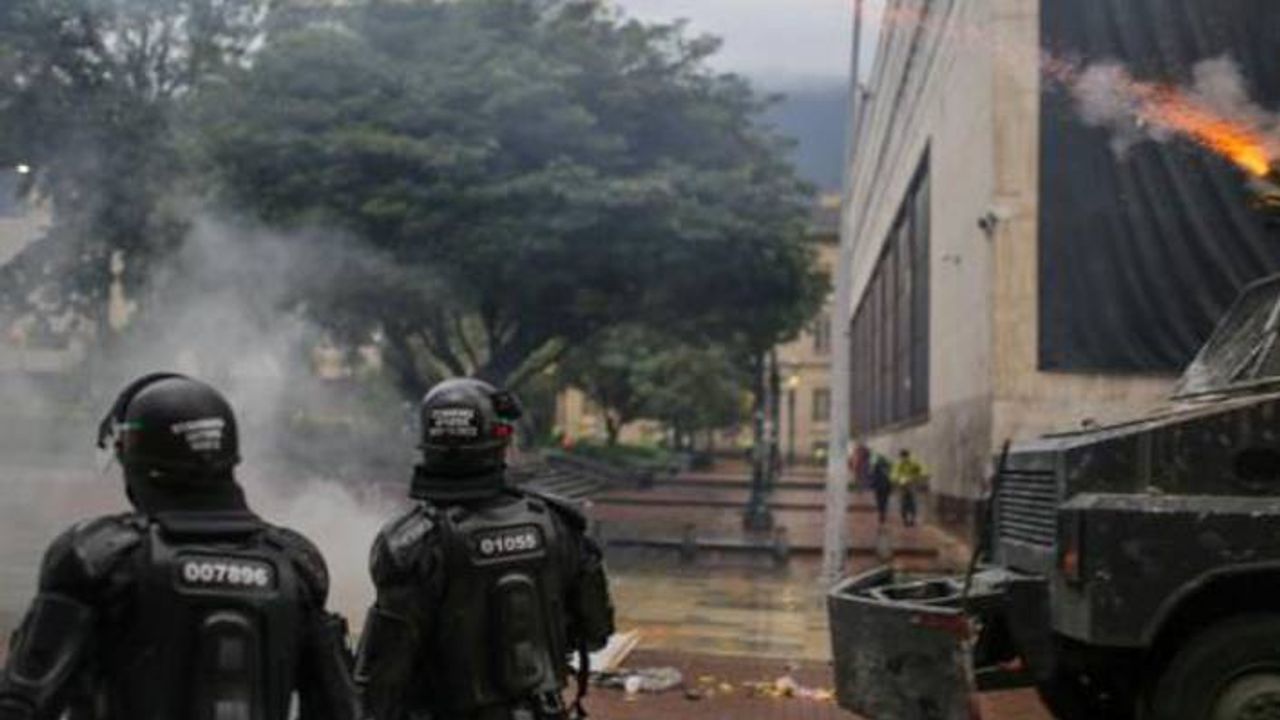 Kolombiya'daki eylemlerde hayatını kaybedenlerin sayısı 24'e yükseldi, 900 yaralı