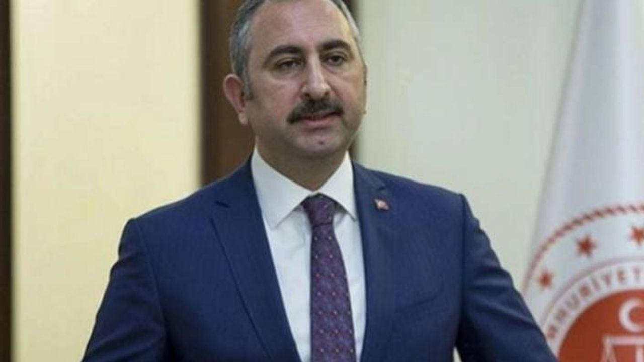 Adalet Bakanı Gül: AK Parti, ifade özgürlüğünü ortadan kaldıracak bir şeye müsaade etmez