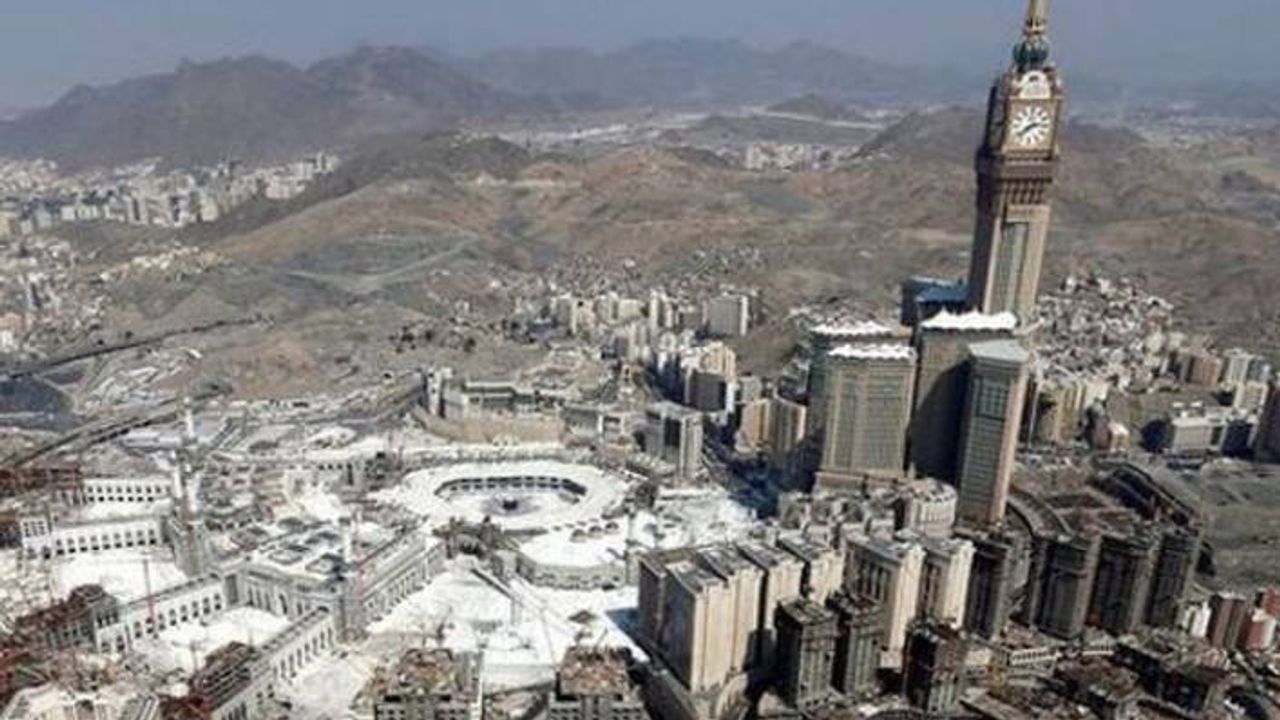 Suudi Arabistan'da ezanın sesi kısıldı: 'Şikâyet geliyordu' 