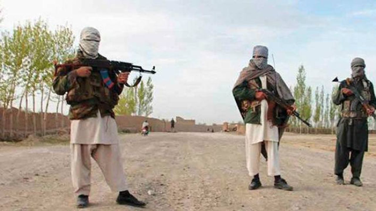 Taliban ateşkes teklifini geri çekti: 'Bayramda kendimizi savunacağız'