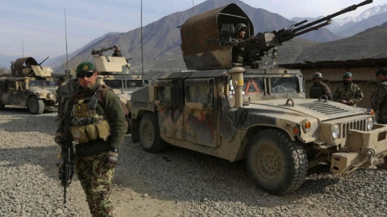 ABD'nin milyarlarca dolar değerindeki askeri teçhizatının Taliban'ın eline geçtiği değerlendiriliyor