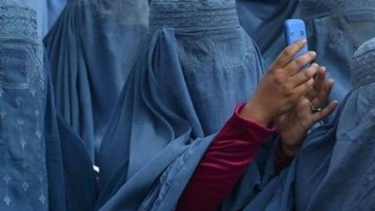Afganistanlı kadınlar için uluslararası çağrı