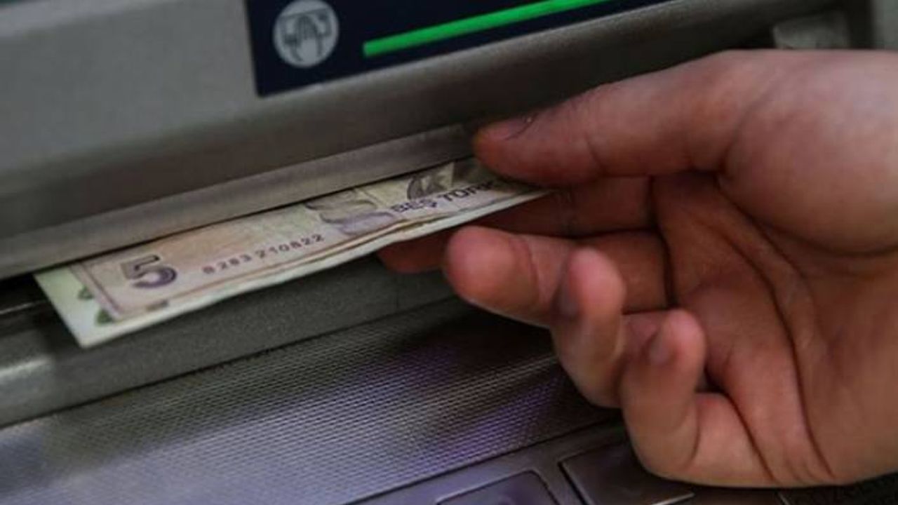 ATM'lerde işlem ücreti tavanı yükseltildi