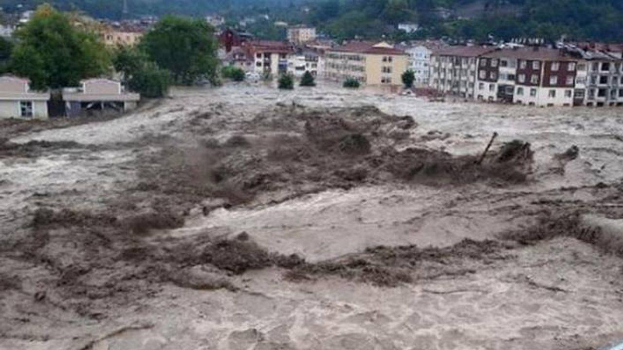 Batı Karadeniz'deki sel felaketi: Yaşamını yitirenlerin sayısı 70'e yükseldi