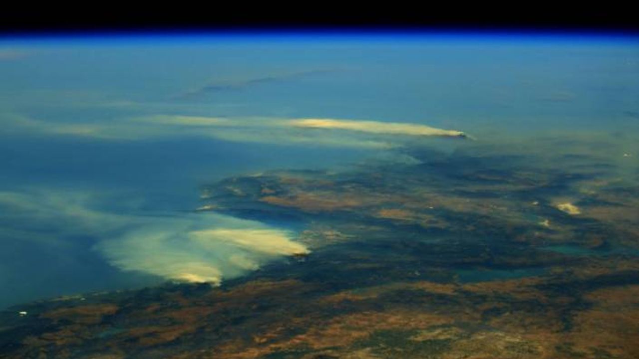 Fransız astronot, Türkiye'deki orman yangınlarının uzaydan görüntüsünü paylaştı