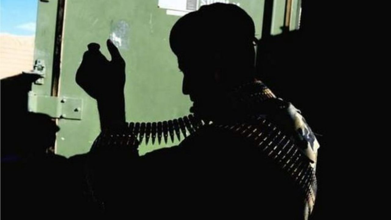 Taliban, Afganistan'da hangi silahlara el koydu?