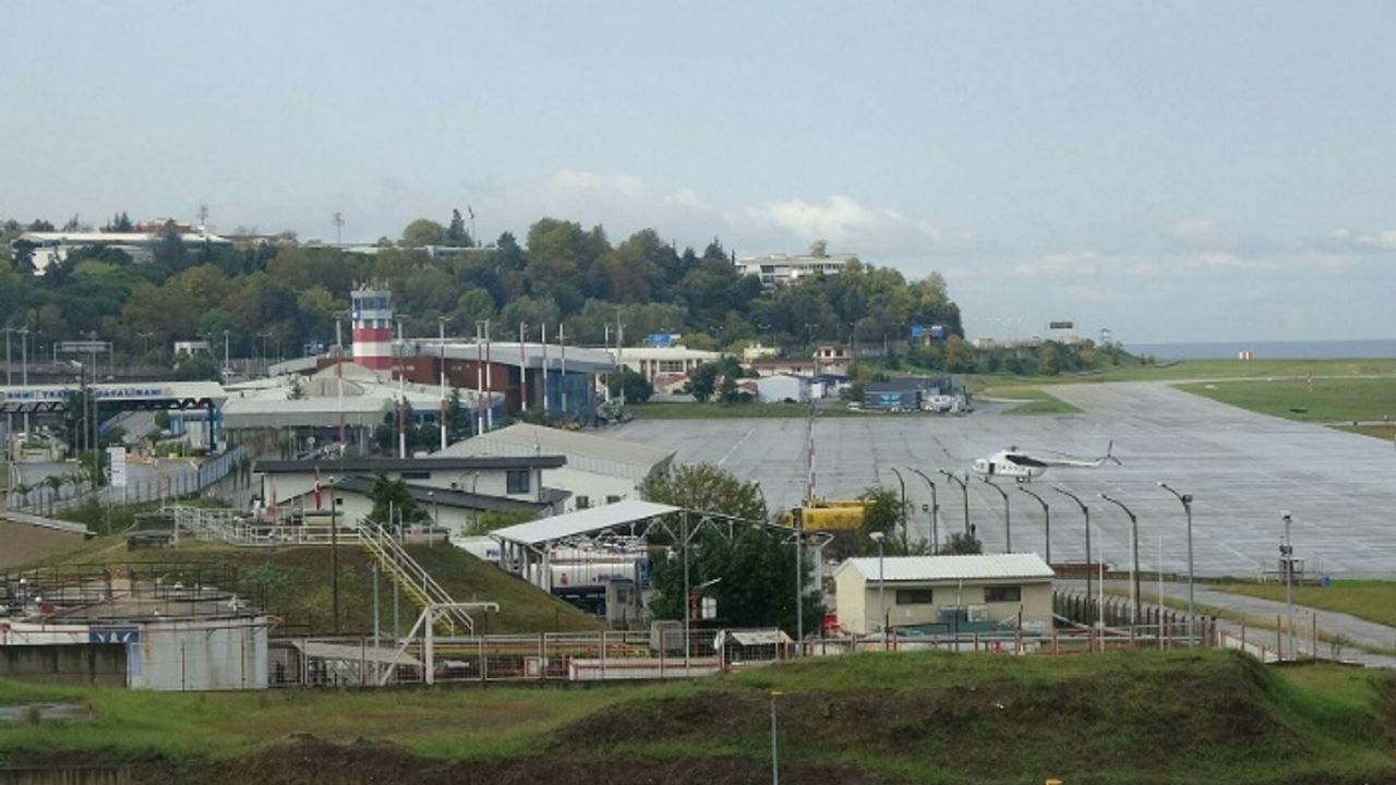 Trabzon Havalimanı, yeni yapılan pistte çatlama nedeniyle uçuş trafiğine kapatıldı