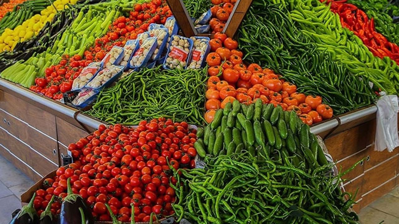 Türk-İş: Gıda fiyatları ağustosta yıllık yüzde 22,78 arttı