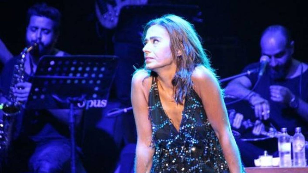 Aşı olmayacağını duyuran Yıldız Tilbe'nin konseri iptal edilmişti: Aşı oldu