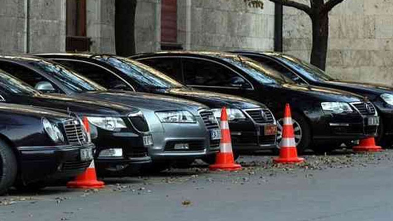 Çevre ve Şehircilik Bakanlığı'nın son 3 yılda 994 belediyeye yaptığı araç yardımının yüzde 97’si Cumhur İttifakı'na