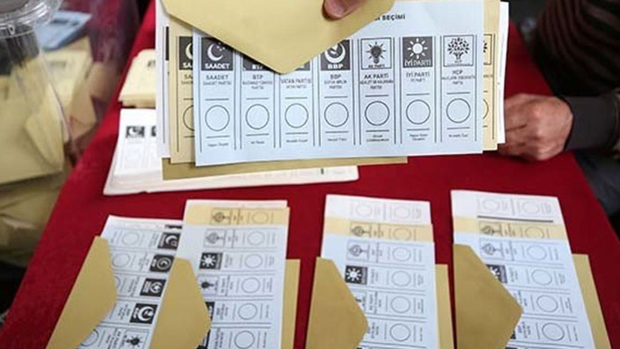 MetroPOLL Araştırma: Seçmenini en yüksek oranda koruyan parti HDP