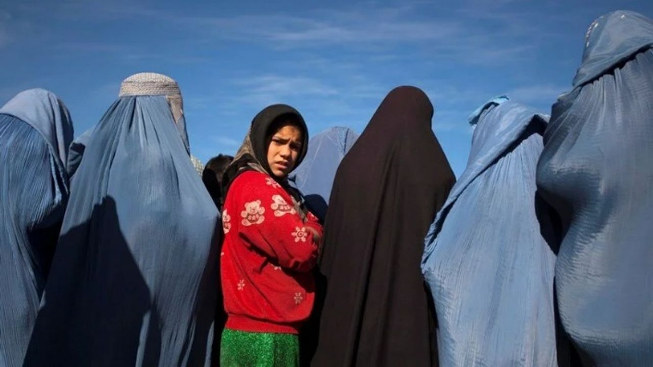Taliban, Kadın Bakanlığı'nı 'İyiliği Emretme Bakanlığı'na dönüştürdü