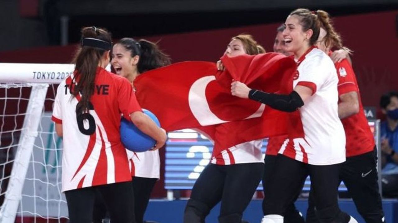 Türkiye Golbol Kadın Milli Takımı, ABD'yi yenerek üst üste ikinci kez olimpiyatlarda şampiyon oldu