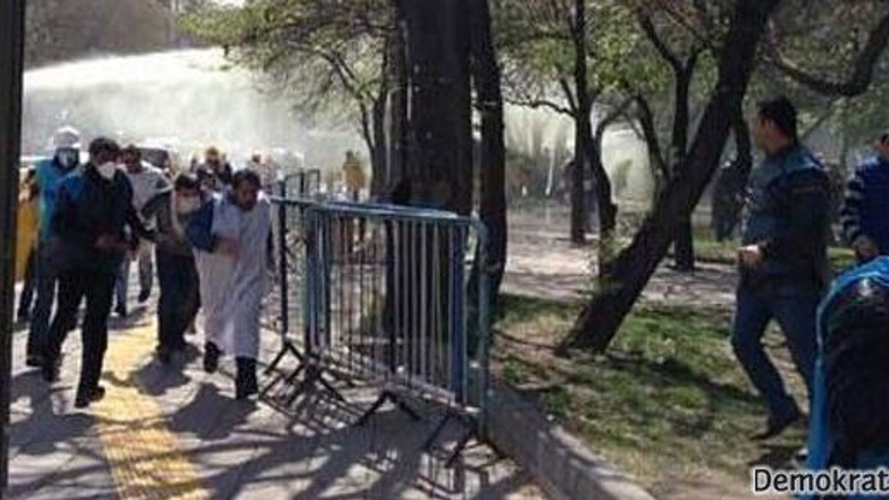 Ankara'da işçilere sert müdahale