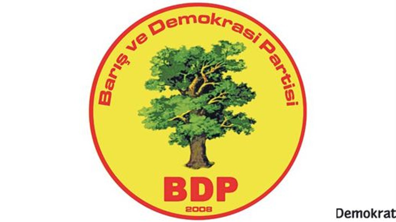 BDP'li eşbaşkana bıçaklı saldırı