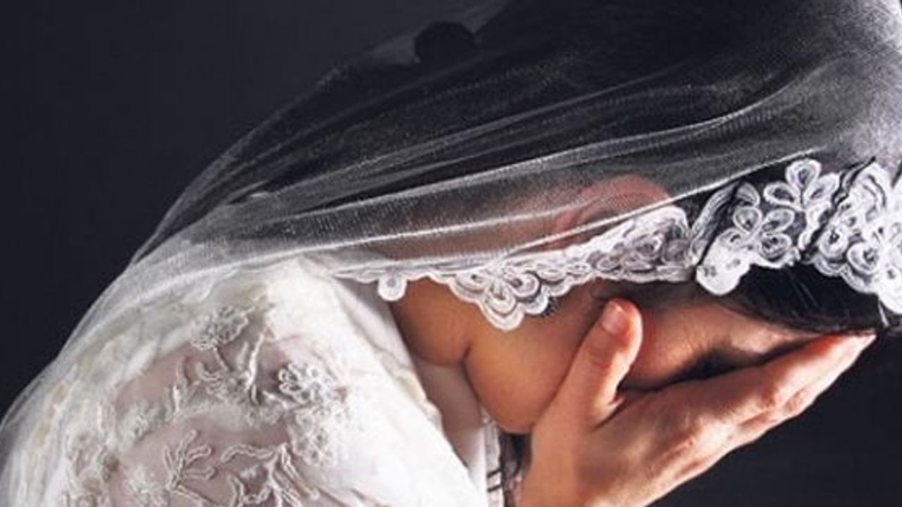 'Çocuk evliliğiyle mücadele' için evlilik yaşı düşürülüyor!