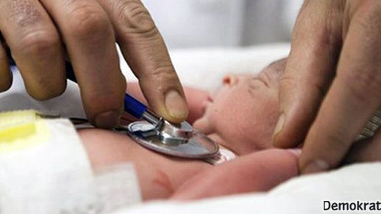 Erken doğan bebeklerin akciğerleri nasıl korunur?