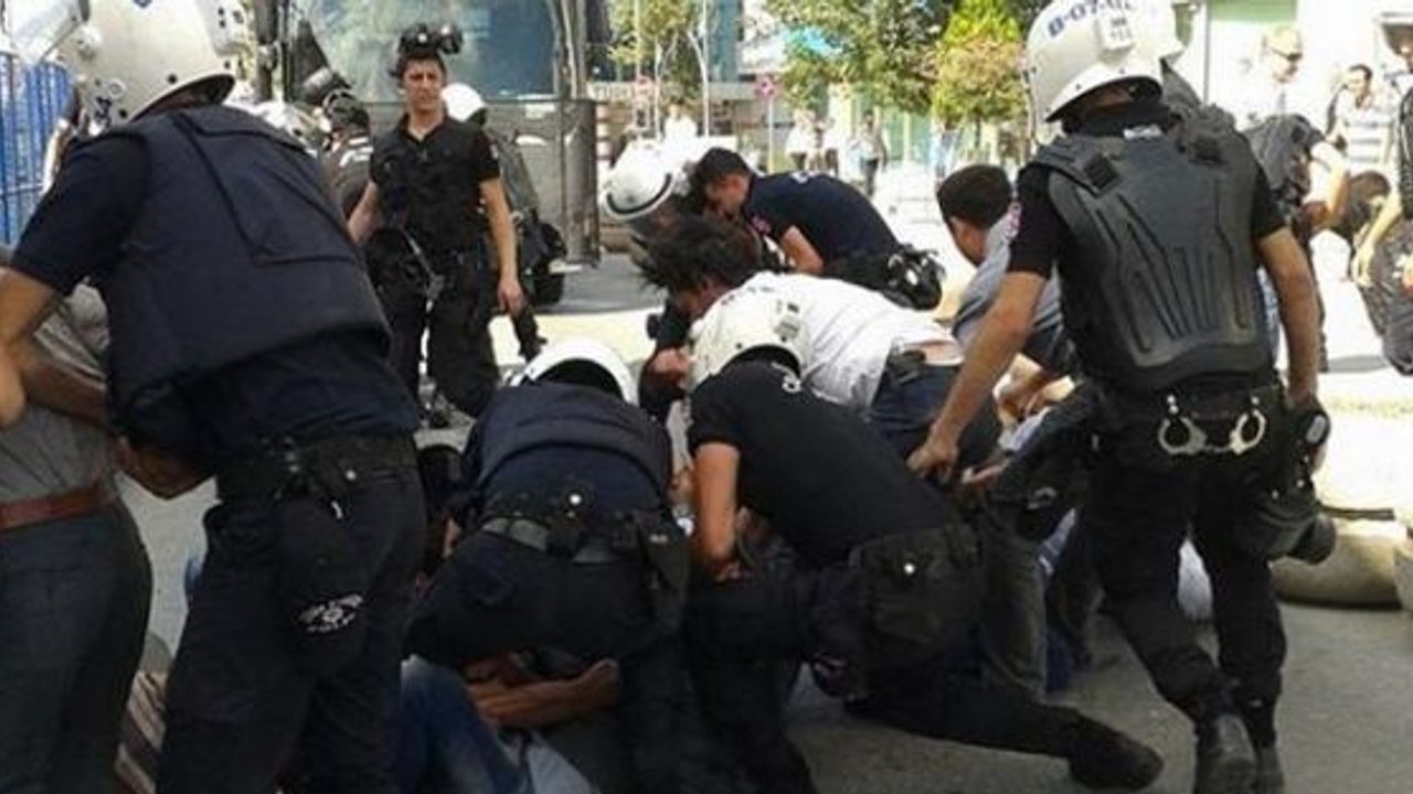 Esenyurt Belediyesi işçileri gözaltına alındı