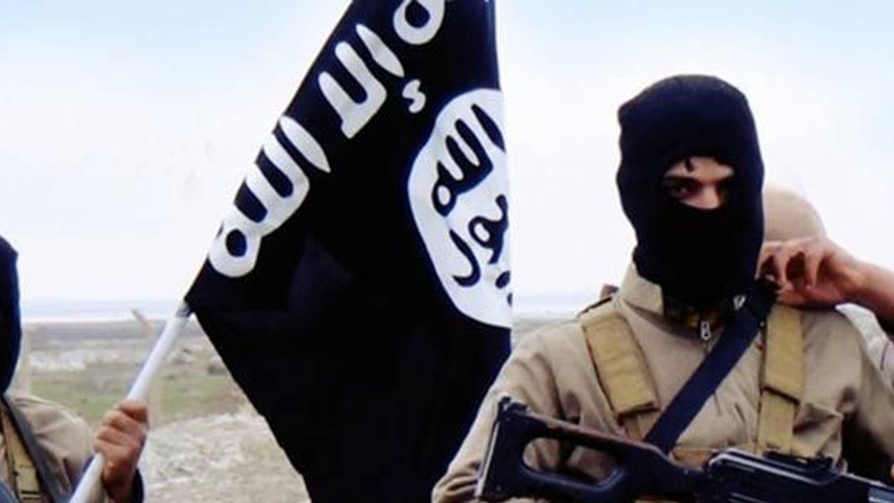 Fransa IŞİD’e karşı Irak’a hava desteği verecek