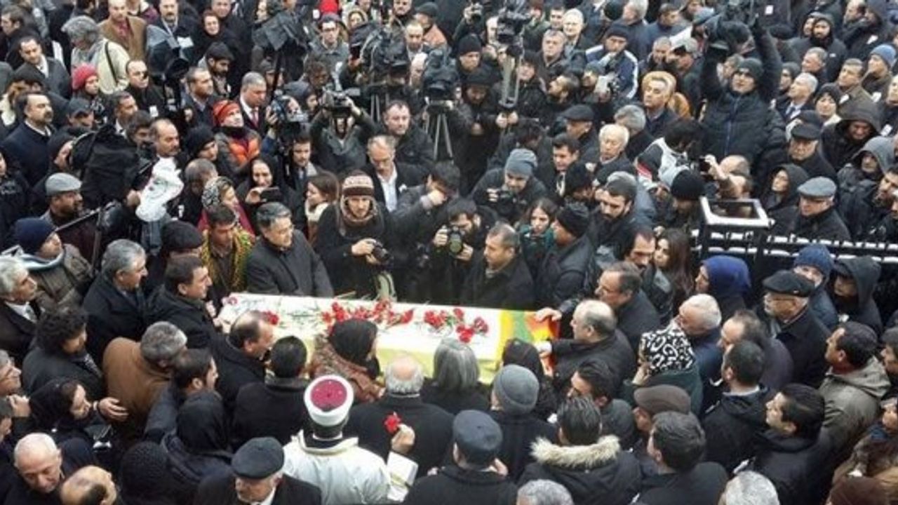 HDP Adana Milletvekili Murat Bozlak toprağa verildi
