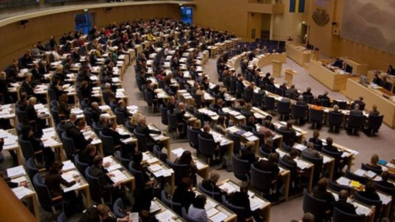 İsveç Parlamentosu'na beş Süryani vekil