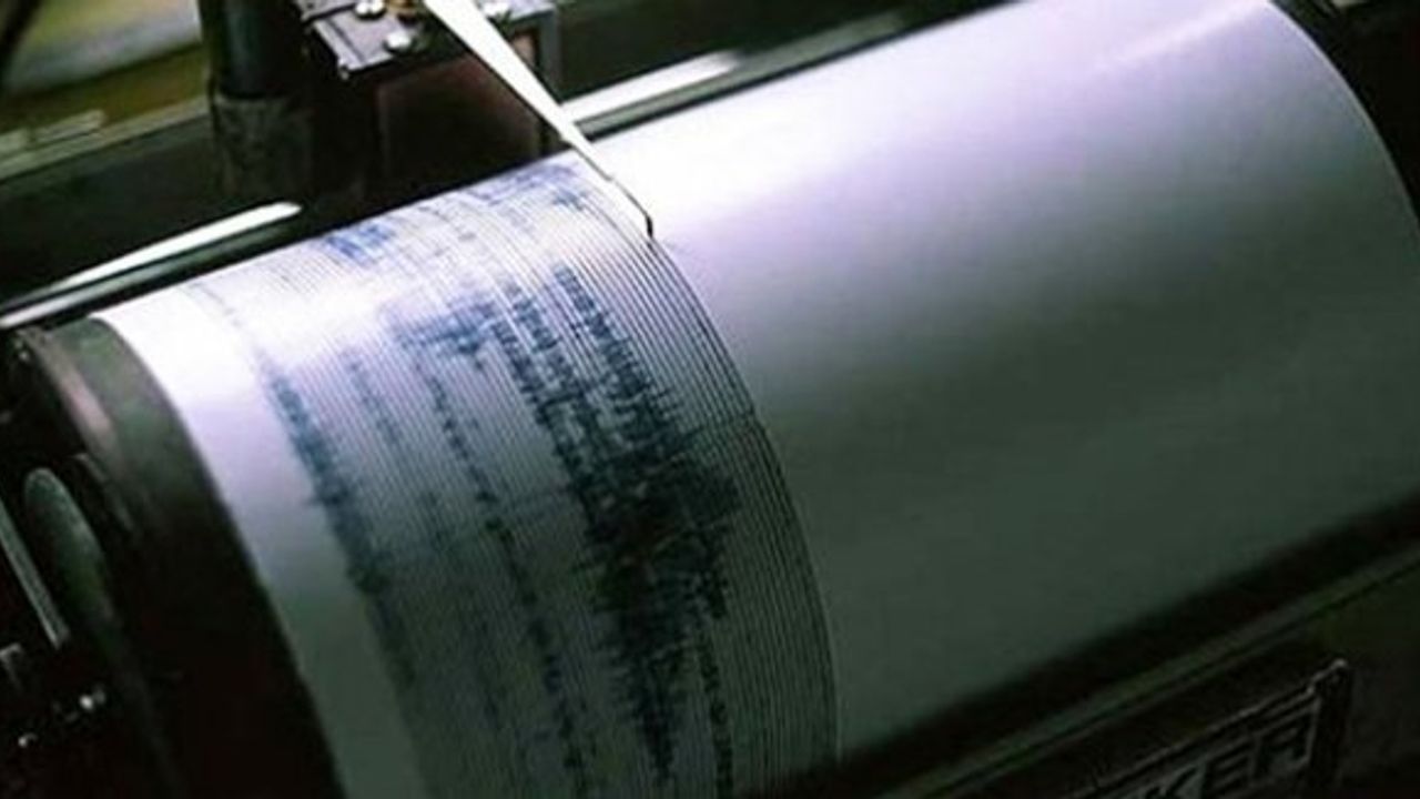 Japonya'da 7.8 büyüklüğünde deprem