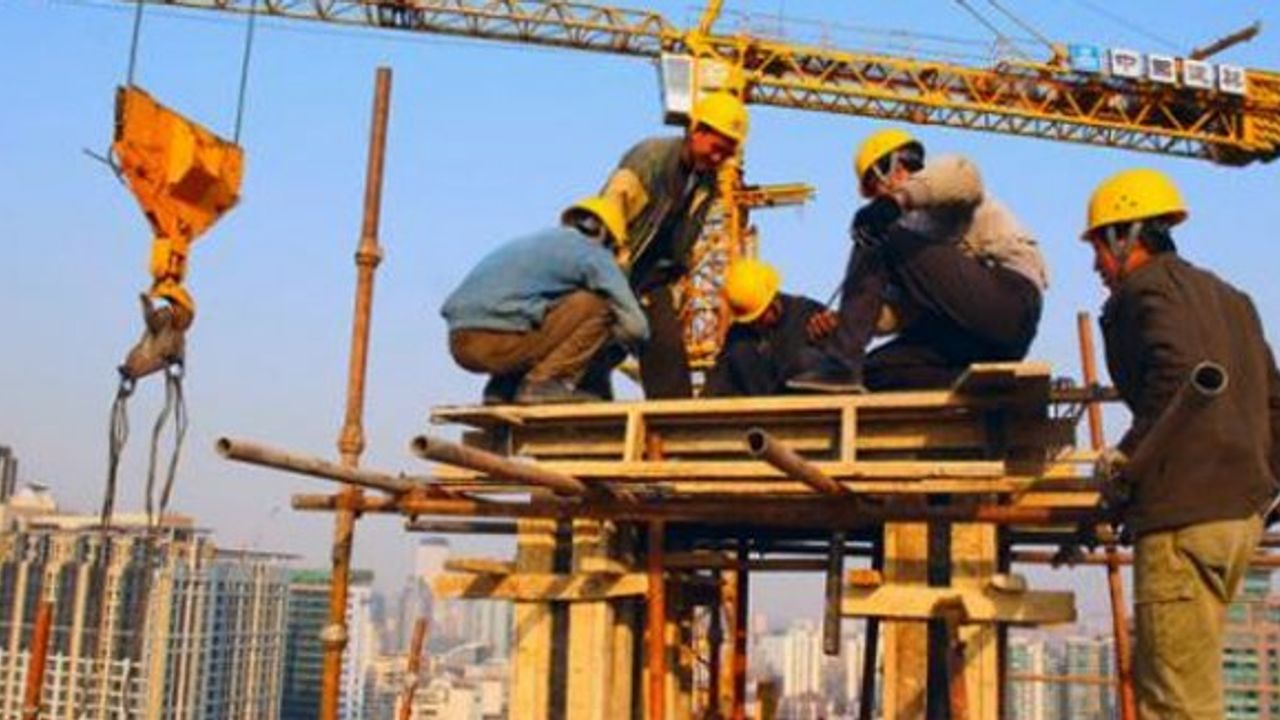 Maraş'ta inşaat çöktü: 9 işçi yaralı