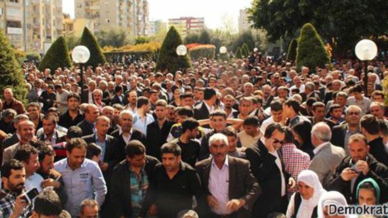  Mersin'de BDP-CHP gerginliği devam ediyor
