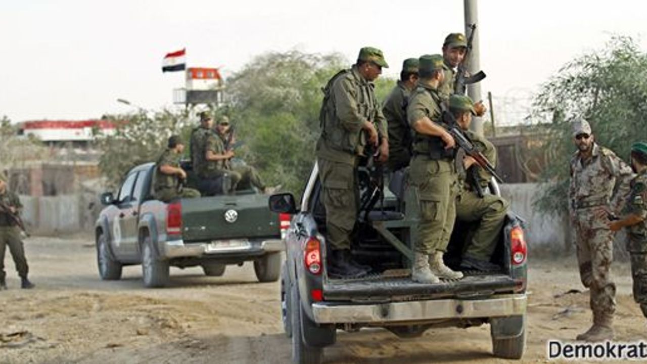 'Mısır'da ordu bölünebilir'