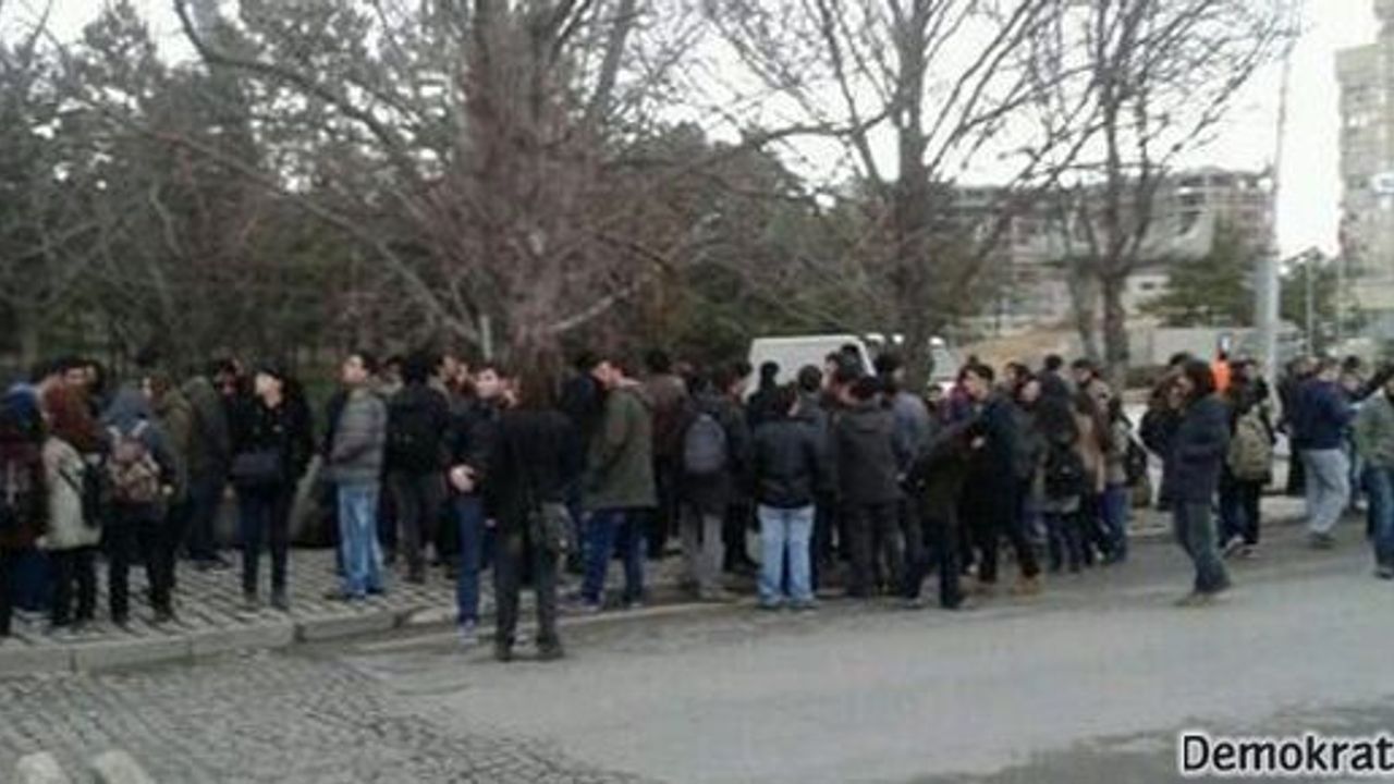 ODTÜ'de polis ablukası
