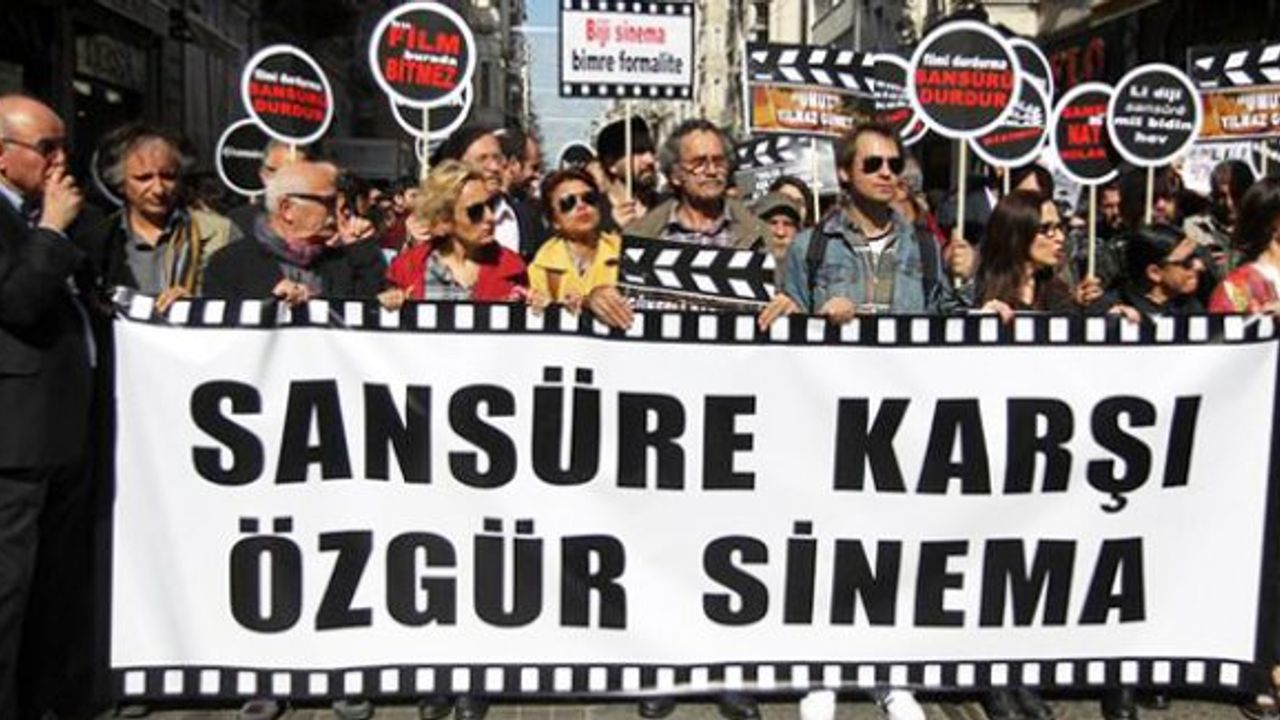 'Sansüre karşı özgür sinema' yürüyüşü
