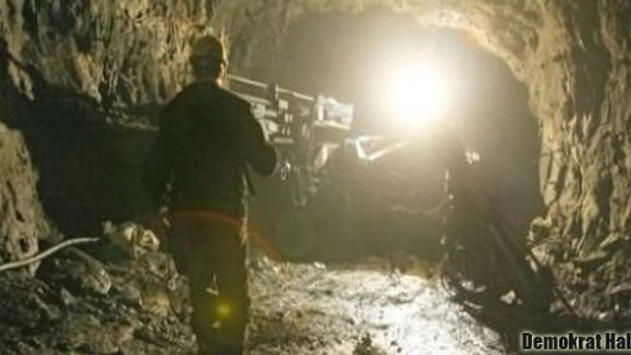 Zongudak'ta maden göçtü
