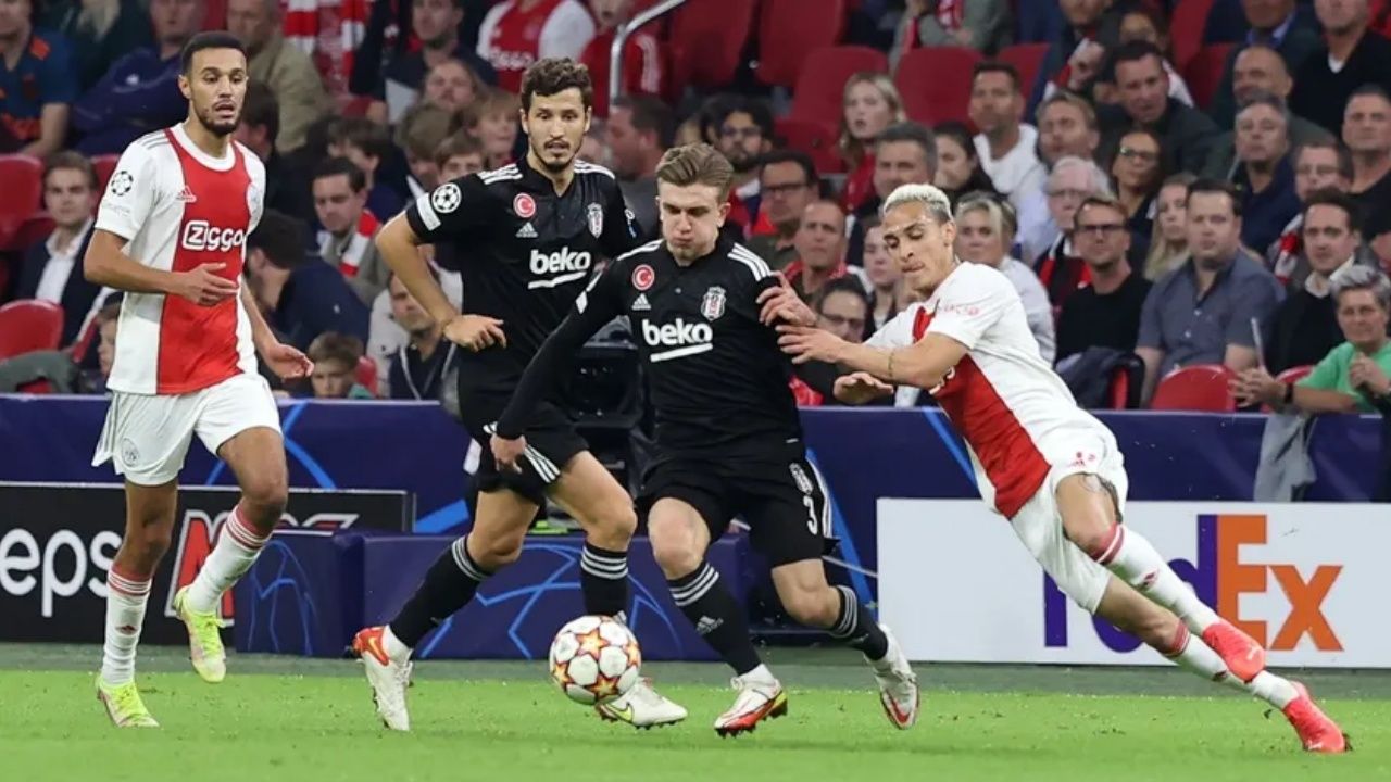 Beşiktaş deplasmanda Ajax'a yenildi